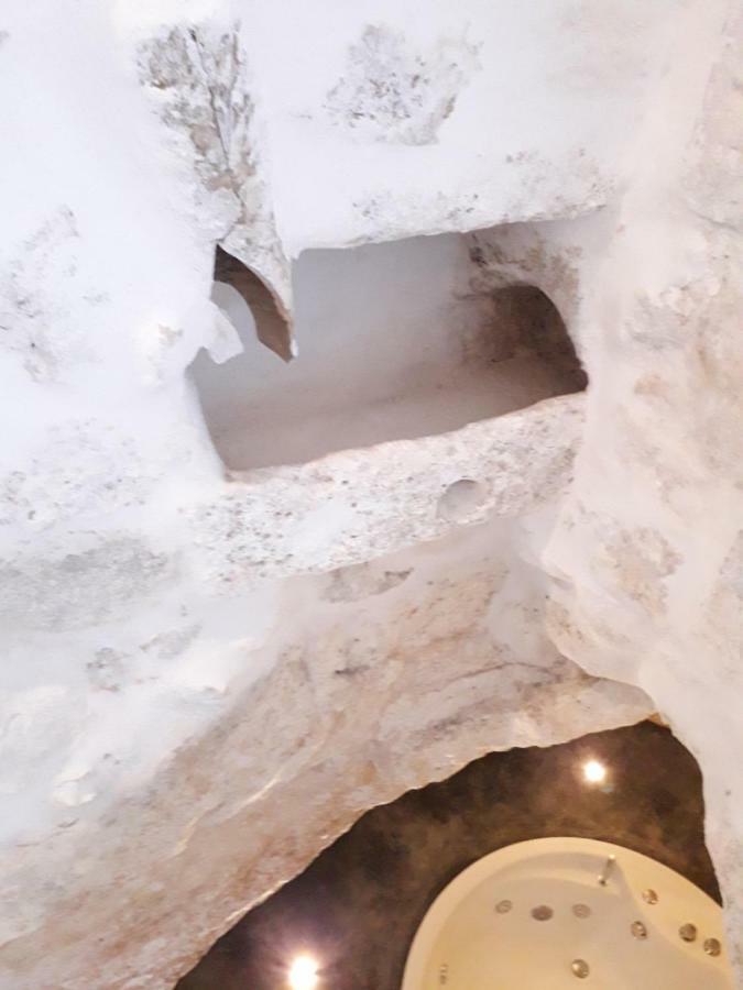 White Luxury Suite Ostuni By Gonewlocation Exterior photo